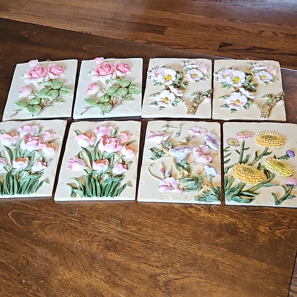 Decorative flower plaques